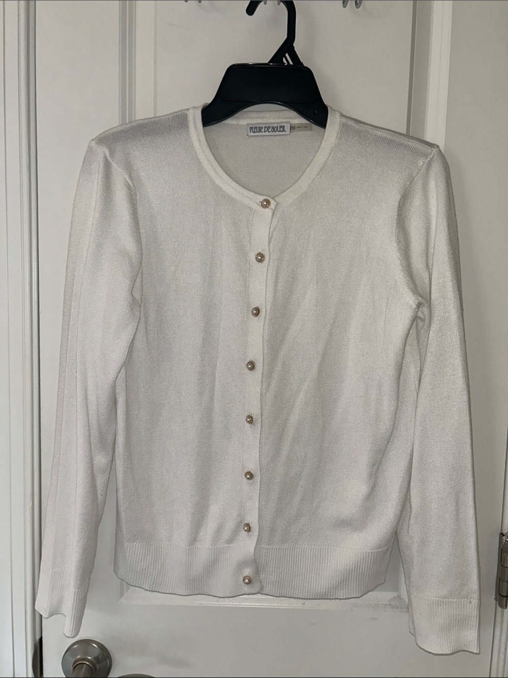 Fleur De Soleil Pearl Shape Button-Front Knit Cardigan